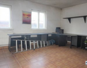 Maison 4 chambres à louer dans Luna De Sus