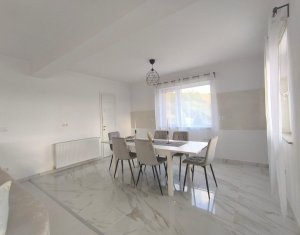 Maison 4 chambres à vendre dans Chinteni