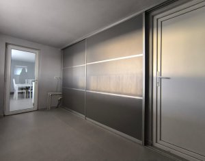 Maison 4 chambres à vendre dans Chinteni