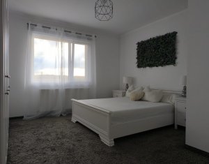 Maison 4 chambres à vendre dans Chinteni