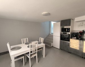 Maison 4 chambres à vendre dans Chinteni