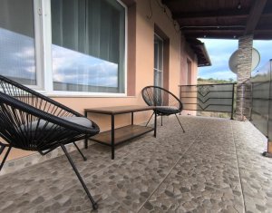 Maison 4 chambres à vendre dans Chinteni