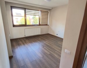 , 240m2 dans Cluj-napoca, zone Andrei Muresanu