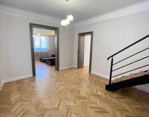 Maison 3 chambres à vendre dans Cluj-napoca, zone Andrei Muresanu