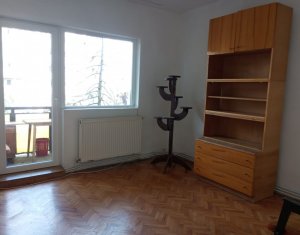 Appartement 3 chambres à vendre dans Cluj-napoca, zone Manastur