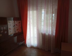 Appartement 3 chambres à vendre dans Cluj-napoca, zone Manastur