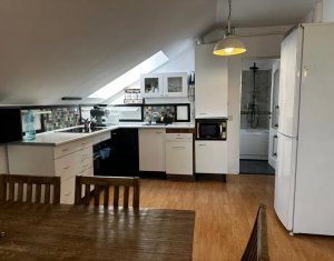 Appartement 3 chambres à louer dans Cluj-napoca, zone Marasti