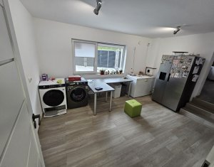 Maison 7 chambres à vendre dans Floresti