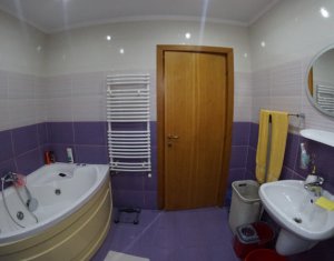 Appartement 4 chambres à vendre dans Cluj-napoca, zone Andrei Muresanu