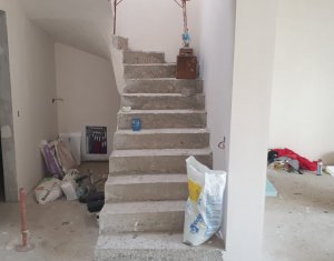 Maison 4 chambres à vendre dans Cluj-napoca, zone Borhanci
