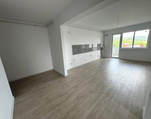 , 49m2 dans Floresti