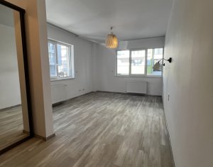 Appartement 4 chambres à vendre dans Cluj-napoca, zone Europa