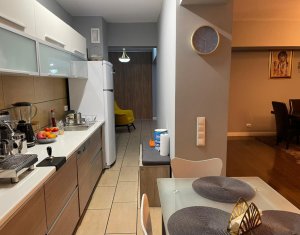 Appartement 4 chambres à vendre dans Cluj-napoca, zone Plopilor