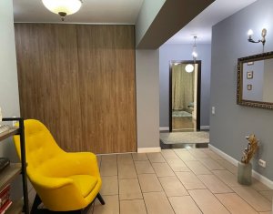 Appartement 4 chambres à vendre dans Cluj-napoca, zone Plopilor