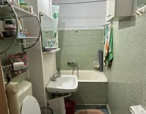 Appartement 3 chambres à vendre dans Cluj-napoca, zone Plopilor