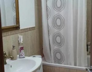 Appartement 3 chambres à louer dans Floresti