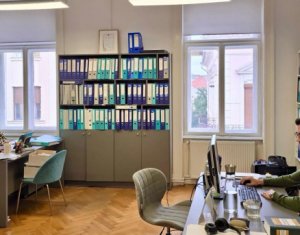Appartement 4 chambres à louer dans Cluj-napoca