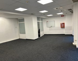 Bureau à louer dans Cluj-napoca, zone Plopilor