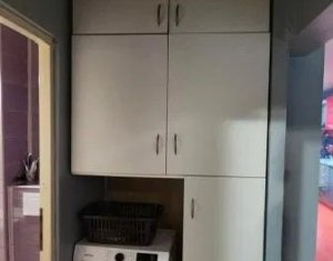Appartement 3 chambres à vendre dans Cluj-napoca, zone Manastur