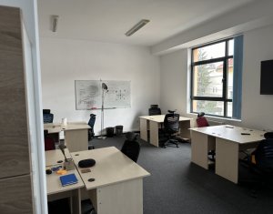 Bureau à louer dans Cluj-napoca, zone Centru