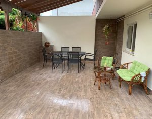 , 300m2 on Cluj-napoca, Zóna Manastur