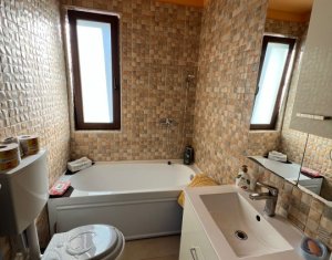 Appartement 3 chambres à vendre dans Floresti