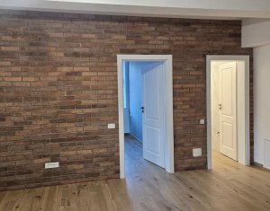 Appartement 3 chambres à vendre dans Cluj-napoca, zone Centru