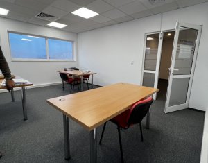 Bureau à louer, 50m2 dans Cluj-napoca, zone Manastur