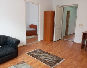 Bureau à louer, 42m2 dans Cluj-napoca, zone Centru