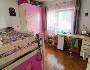 Appartement 3 chambres à vendre dans Cluj-napoca, zone Manastur