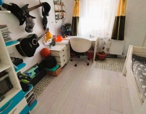 Appartement 3 chambres à vendre dans Cluj-napoca, zone Manastur