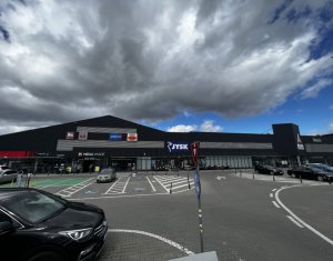 Espace Commercial à louer, 720m2 dans Cluj-napoca, zone Someseni