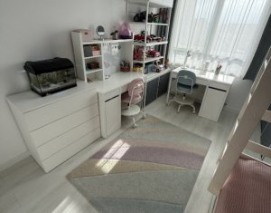 Appartement 3 chambres à vendre dans Cluj-napoca, zone Buna Ziua