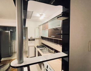 Appartement 3 chambres à vendre dans Floresti