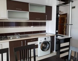 Appartement 3 chambres à vendre dans Floresti