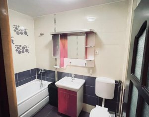 Appartement 3 chambres à vendre dans Floresti