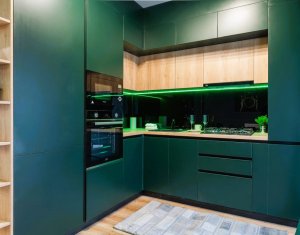 Maison 4 chambres à vendre dans Floresti