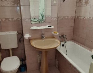 Appartement 3 chambres à louer dans Cluj-napoca, zone Centru