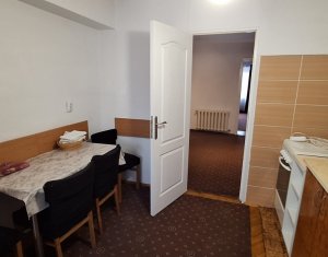 Appartement 3 chambres à louer dans Cluj-napoca, zone Centru