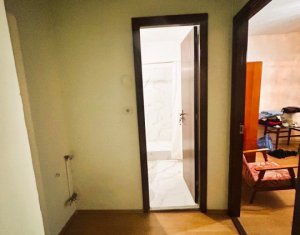 Appartement 3 chambres à vendre dans Cluj-napoca, zone Manastur