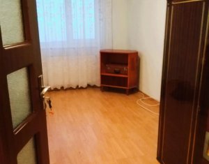 Appartement 3 chambres à vendre dans Cluj-napoca, zone Manastur