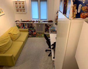 Appartement 3 chambres à vendre dans Cluj-napoca, zone Manastur