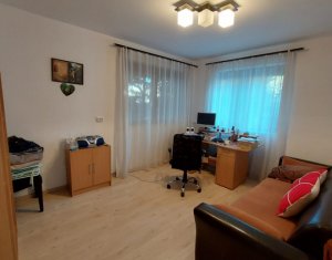 Maison 8 chambres à vendre dans Feleacu