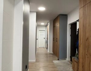 Appartement 4 chambres à vendre dans Cluj-napoca, zone Iris