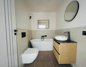 Appartement 4 chambres à vendre dans Floresti