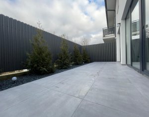 Appartement 4 chambres à vendre dans Floresti