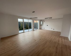 Appartement 4 chambres à vendre dans Floresti