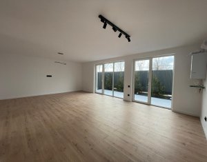 Appartement 4 chambres à vendre dans Floresti