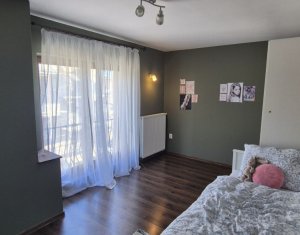 Casa ultrafinisata, Floresti, zona strazii Razoare