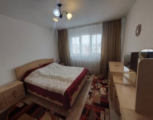 Appartement 3 chambres à vendre dans Cluj-napoca, zone Manastur